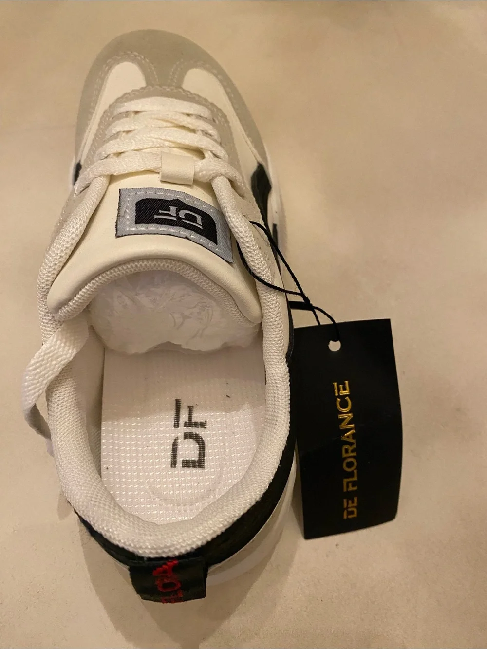 De Florance white black
